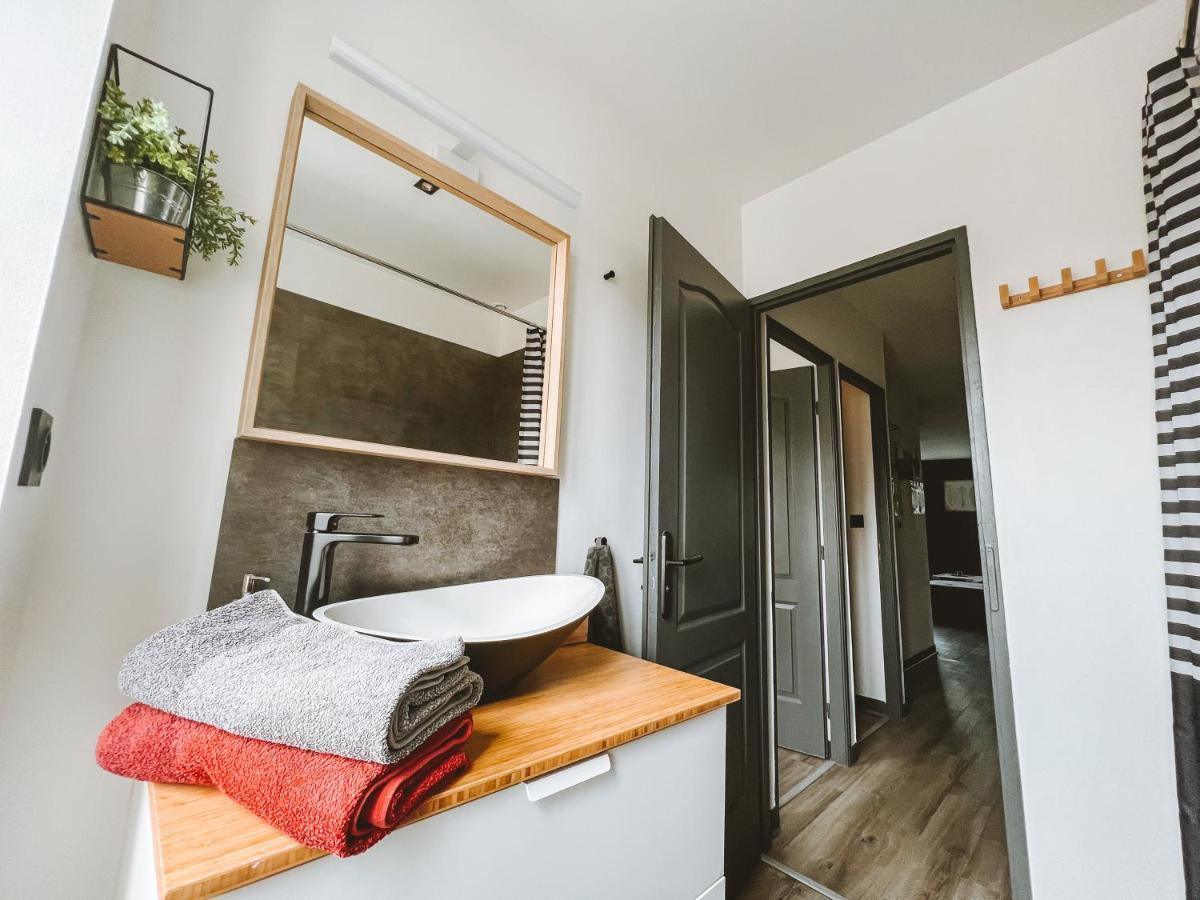 Le Dromardechois - Gite Meuble 6 Personnes Tournon Sur Rhone - Ecolodgite Zewnętrze zdjęcie